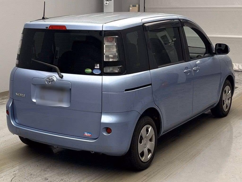 TOYOTA SIENTA
