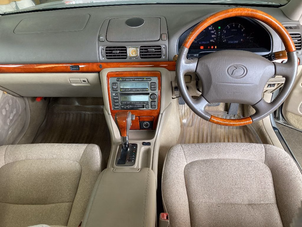TOYOTA PROGRES