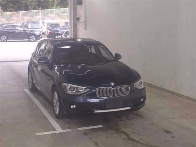 BMW 1-SERIES