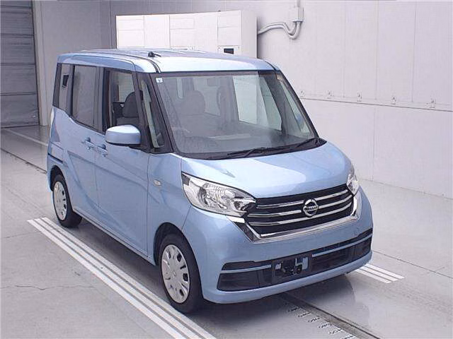 Nissan DAYZ Roox