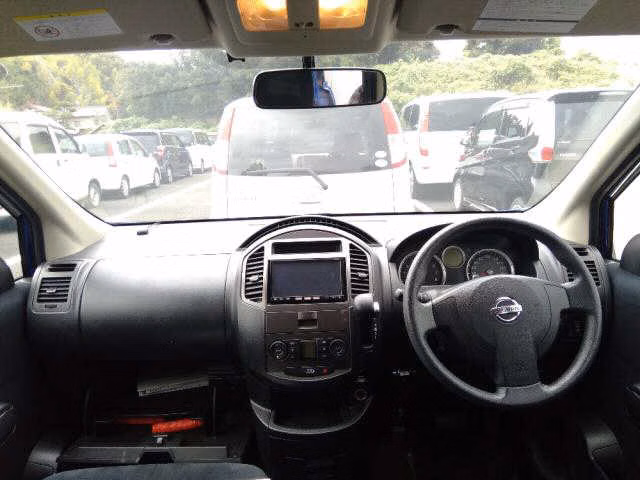 NISSAN LAFESTA