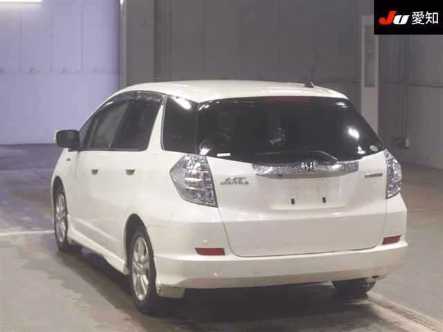 HONDA FIT SHUTTLE