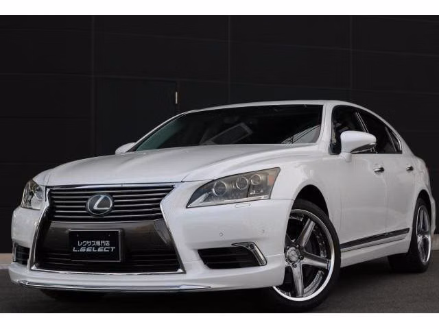 Lexus LS460