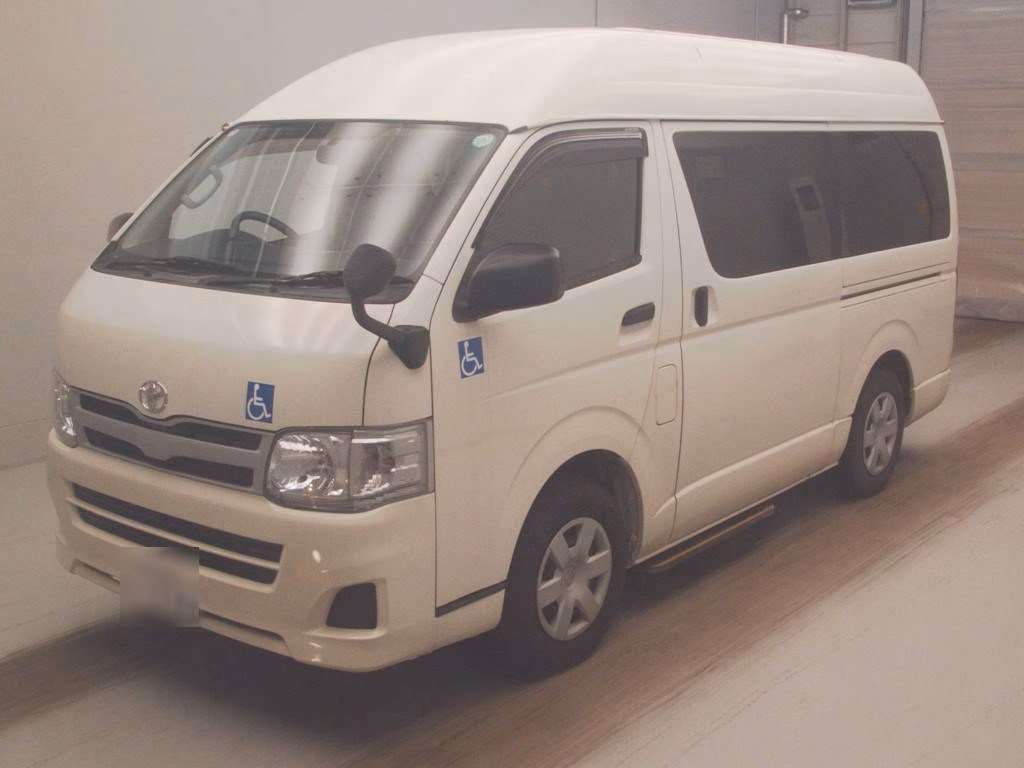 Toyota Regius Ace