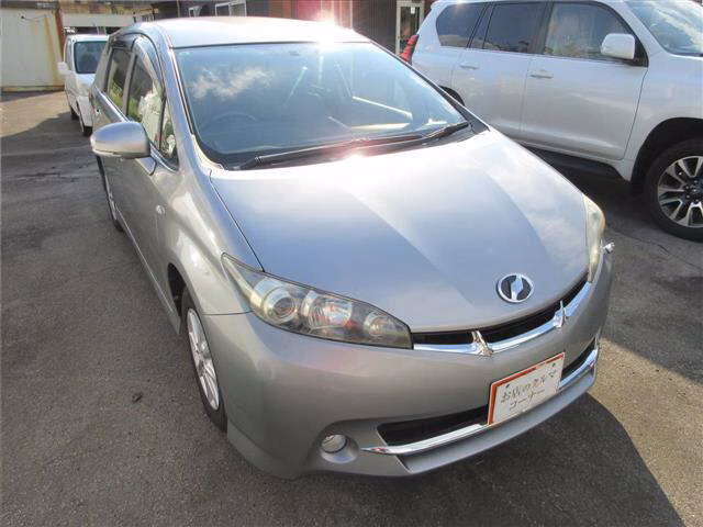 TOYOTA WISH