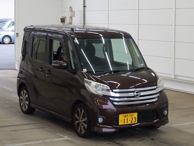 Nissan DAYZ Roox