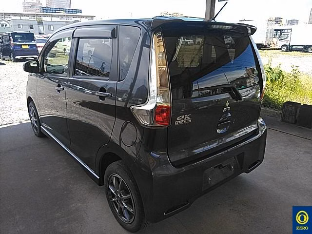 MITSUBISHI EK CUSTOM