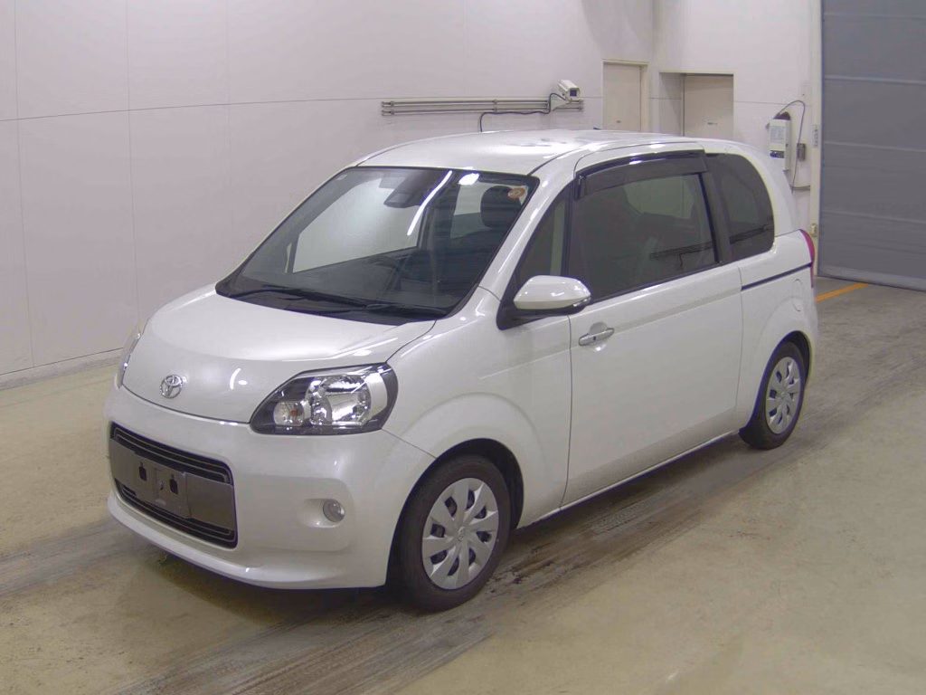 TOYOTA PORTE