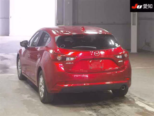 MAZDA AXELA