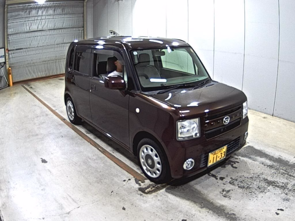 DAIHATSU MOVE CONTE