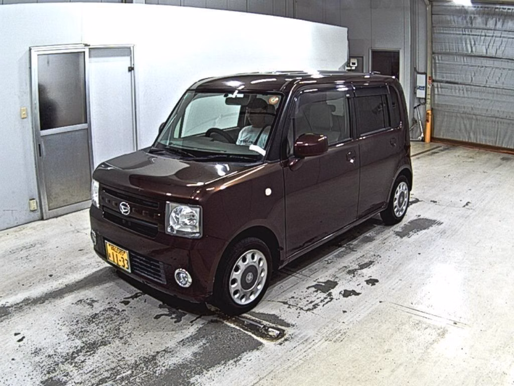 DAIHATSU MOVE CONTE
