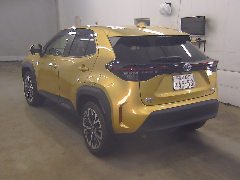 TOYOTA YARIS CROSS