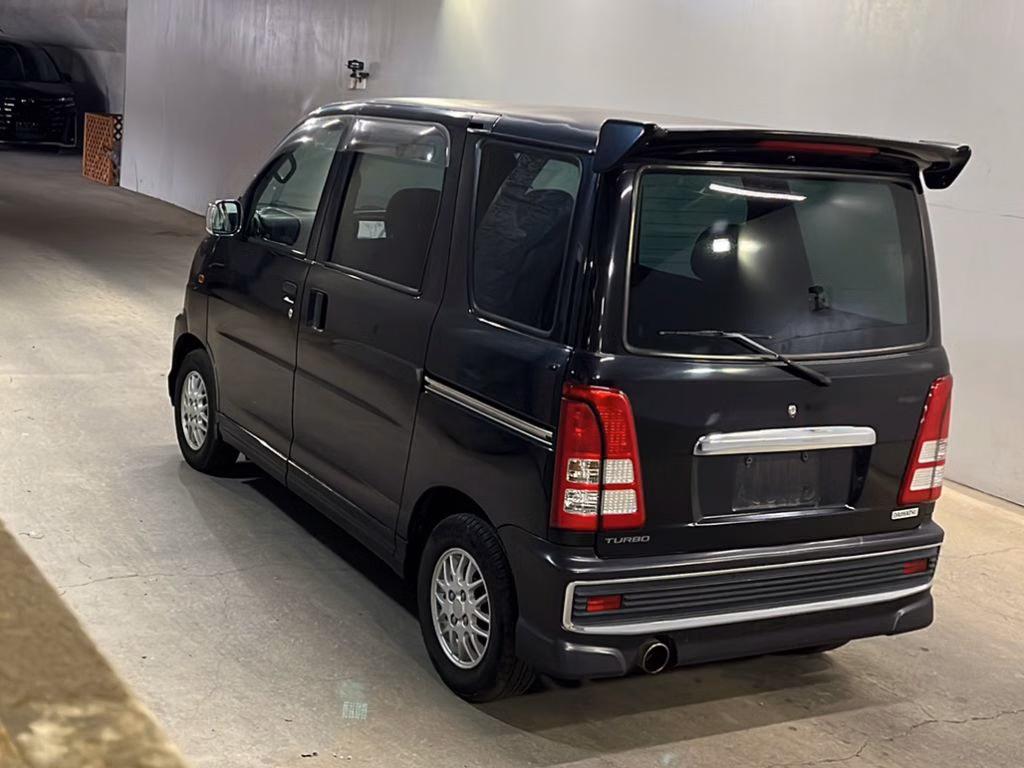 DAIHATSU ATRAI