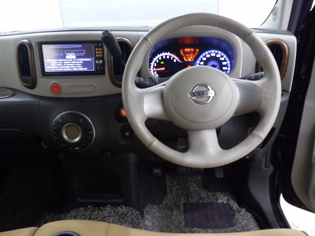 NISSAN CUBE