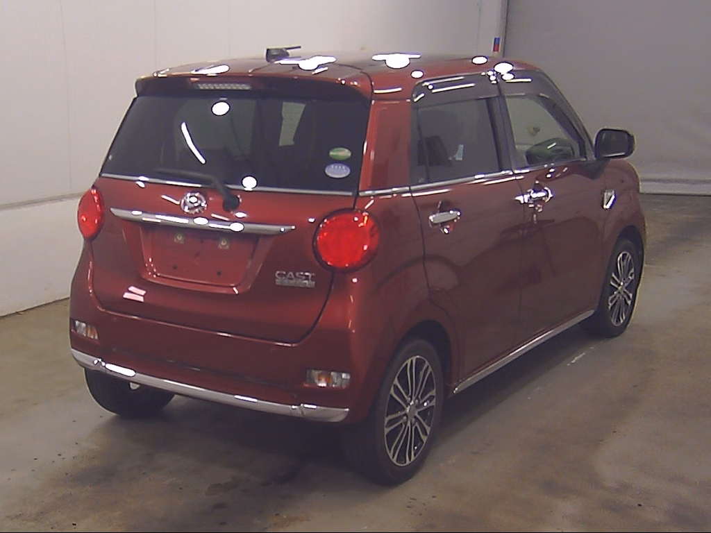 DAIHATSU CAST