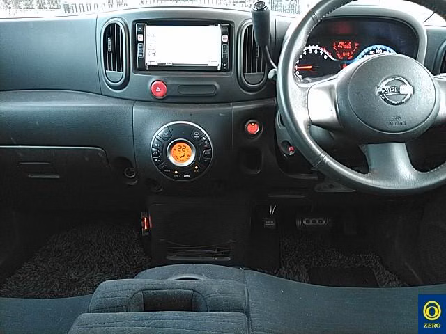 NISSAN CUBE
