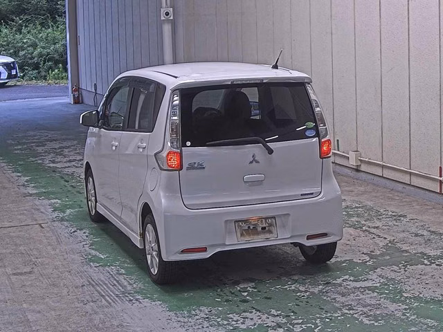 MITSUBISHI EK CUSTOM