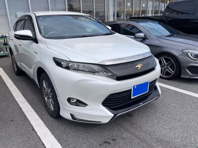 TOYOTA HARRIER