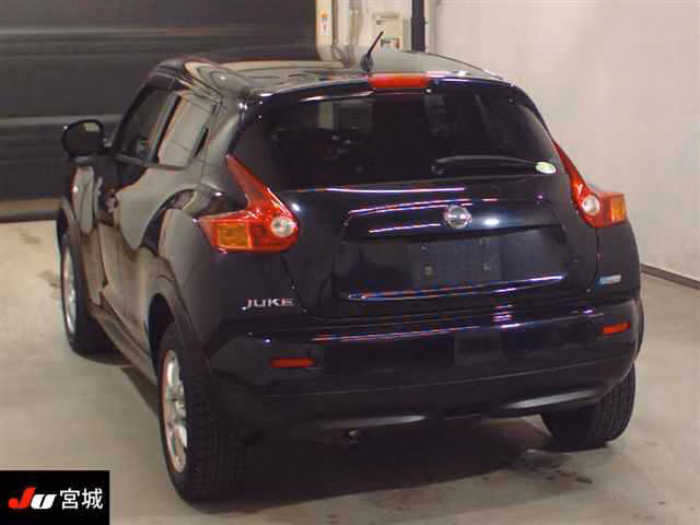 NISSAN JUKE