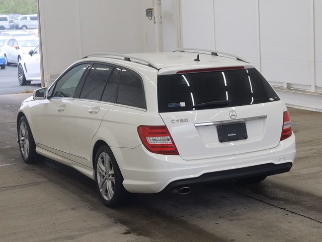 MERCEDES-BENZ C-CLASS