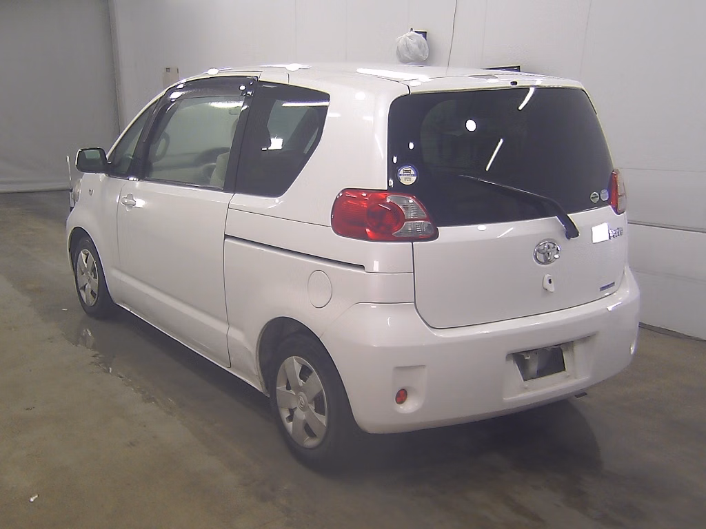TOYOTA PORTE