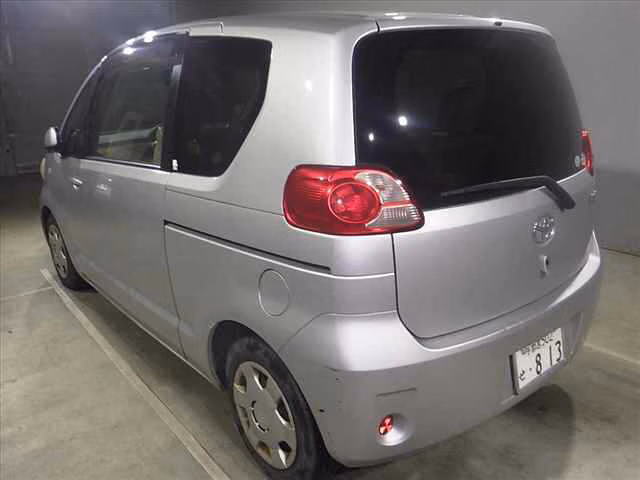 TOYOTA PORTE