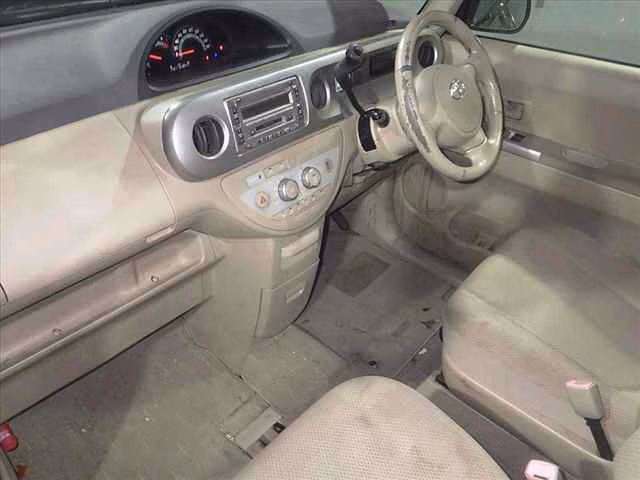 TOYOTA PORTE