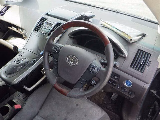 TOYOTA SAI