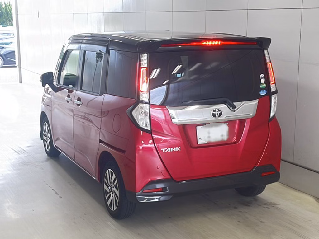 TOYOTA TANK