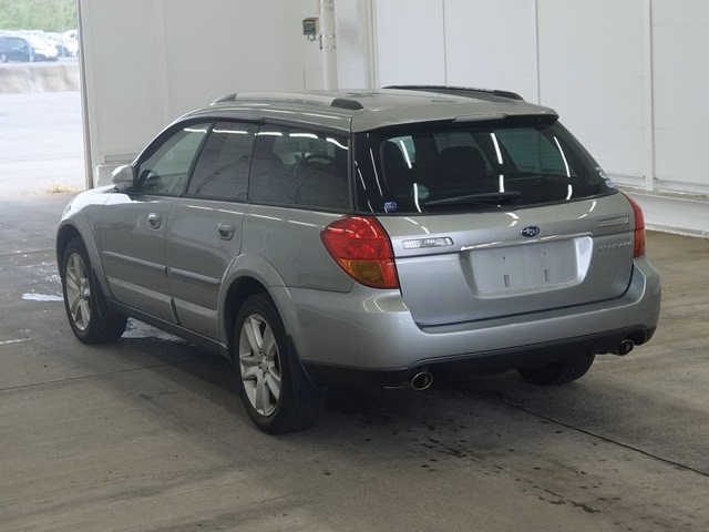 SUBARU OUTBACK