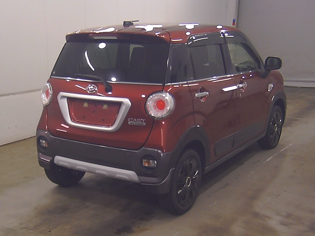 DAIHATSU CAST