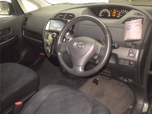 TOYOTA RACTIS
