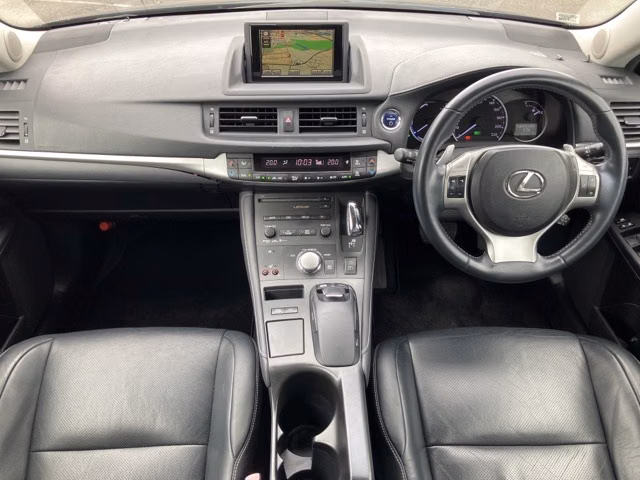LEXUS CT200H