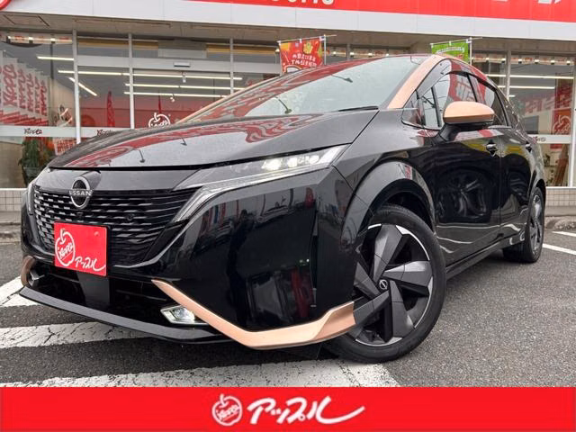Nissan Aura