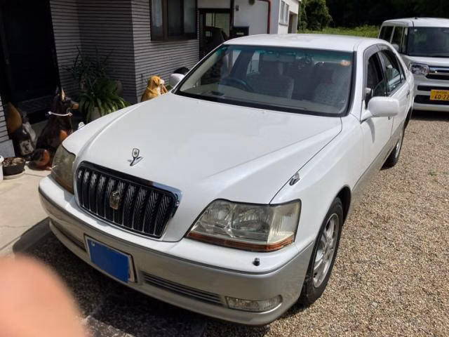 Toyota Crown Majesta