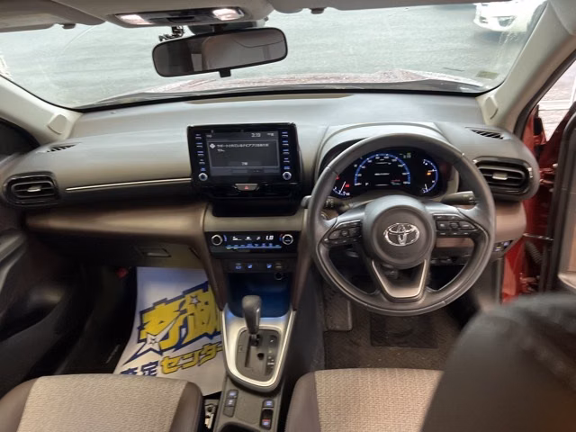 TOYOTA YARIS CROSS