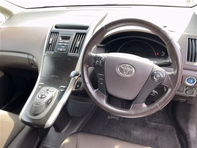 TOYOTA SAI