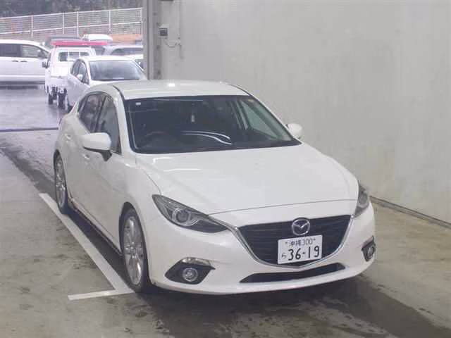 MAZDA AXELA