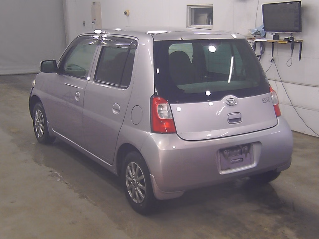 DAIHATSU ESSE