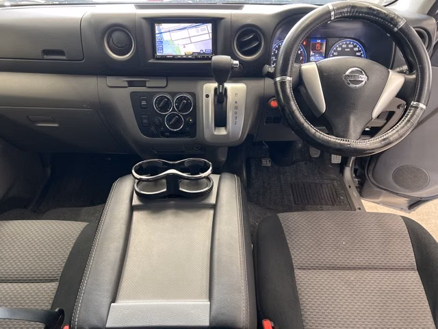 NISSAN NV350 CARAVAN
