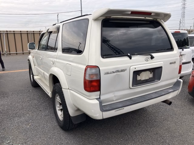 TOYOTA HILUX SURF
