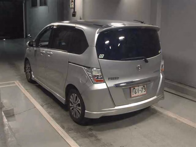 HONDA FREED