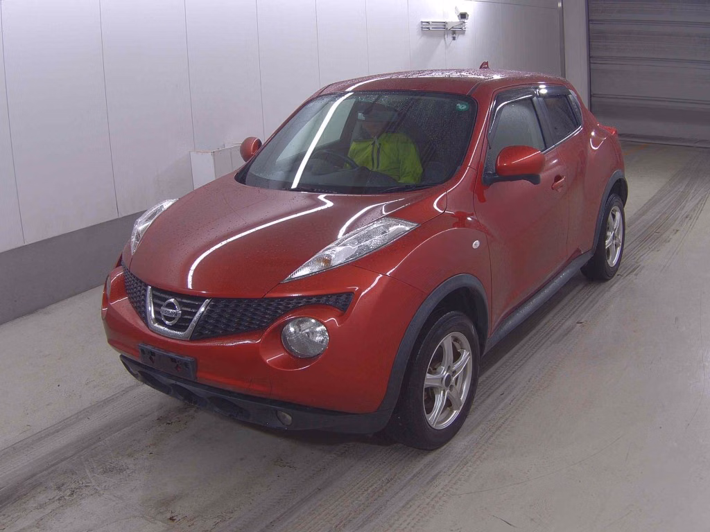 NISSAN JUKE