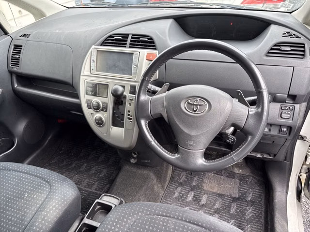 TOYOTA RACTIS