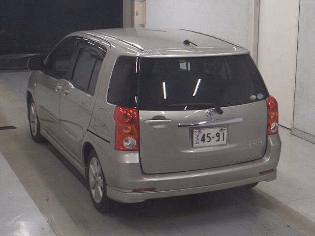 TOYOTA RAUM