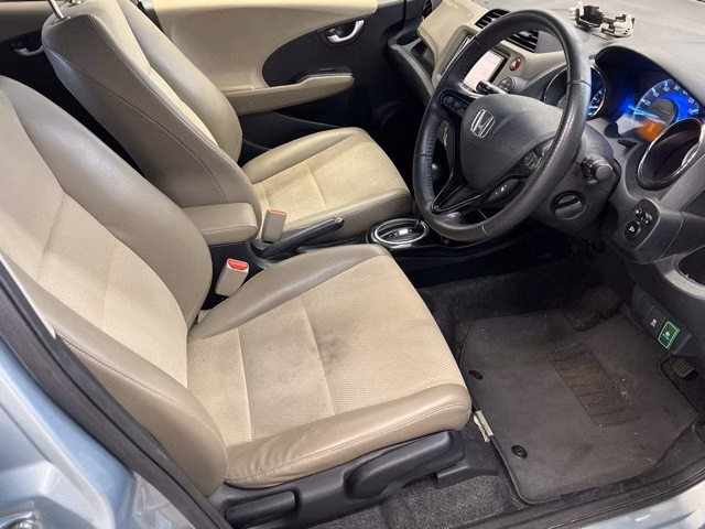 HONDA FIT SHUTTLE