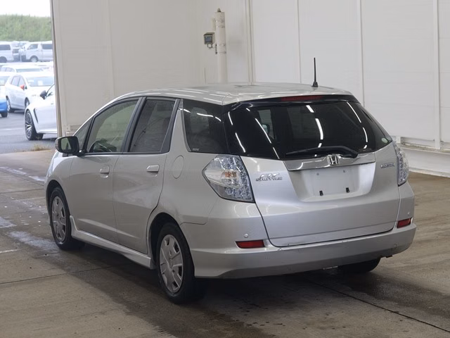 HONDA FIT SHUTTLE