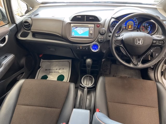 HONDA FIT SHUTTLE