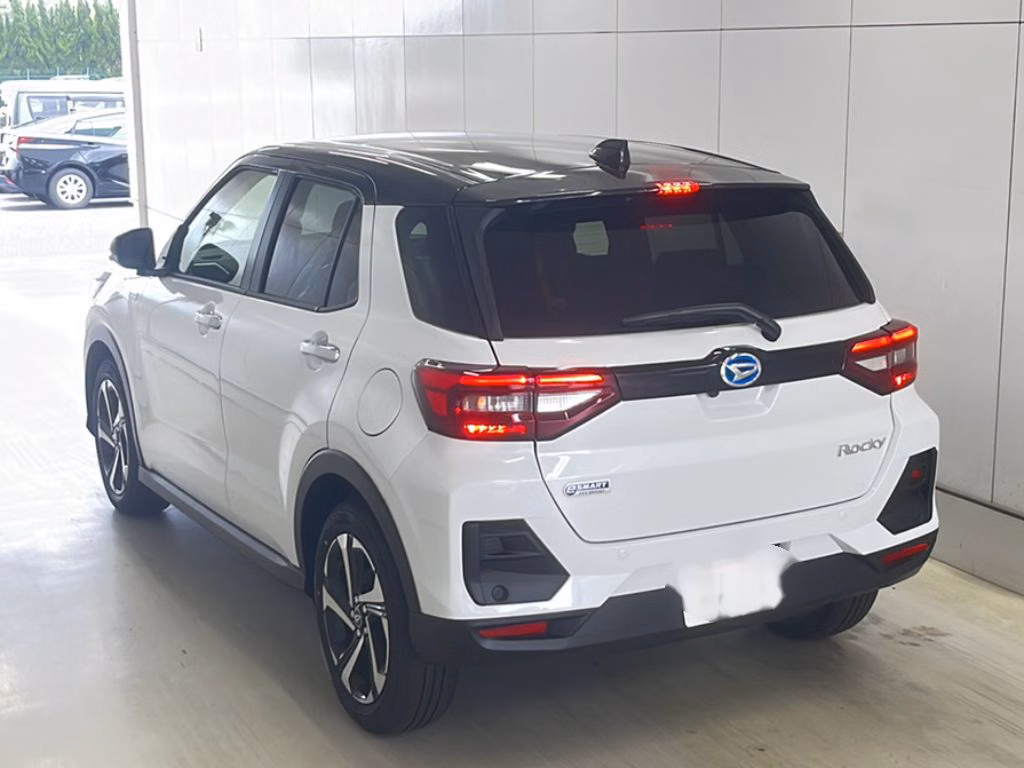 DAIHATSU ROCKY