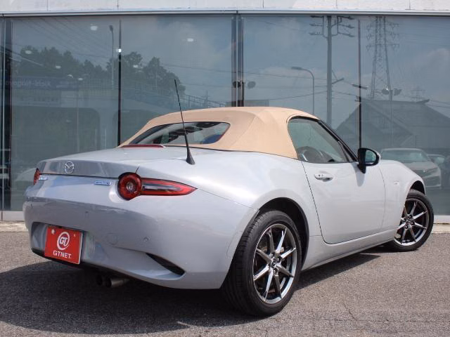MAZDA ROADSTER